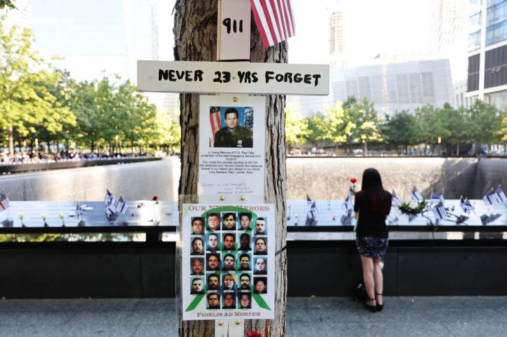 911