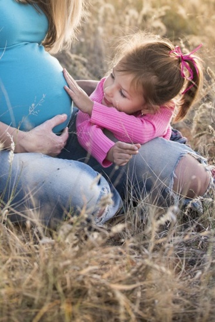 13 Ways to Bond With Your Baby Inside the Womb